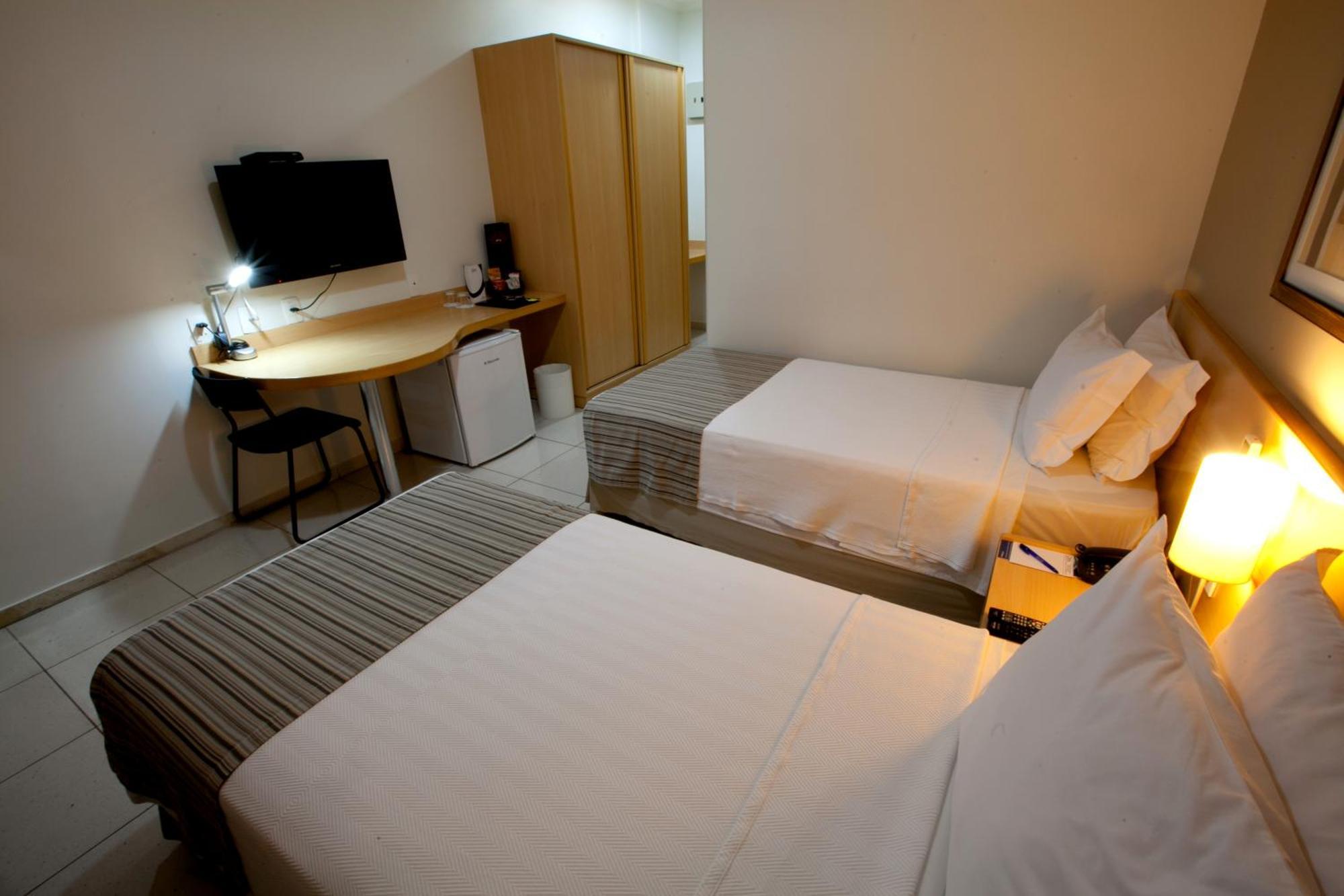 Oitis Hotel Goiânia Rom bilde