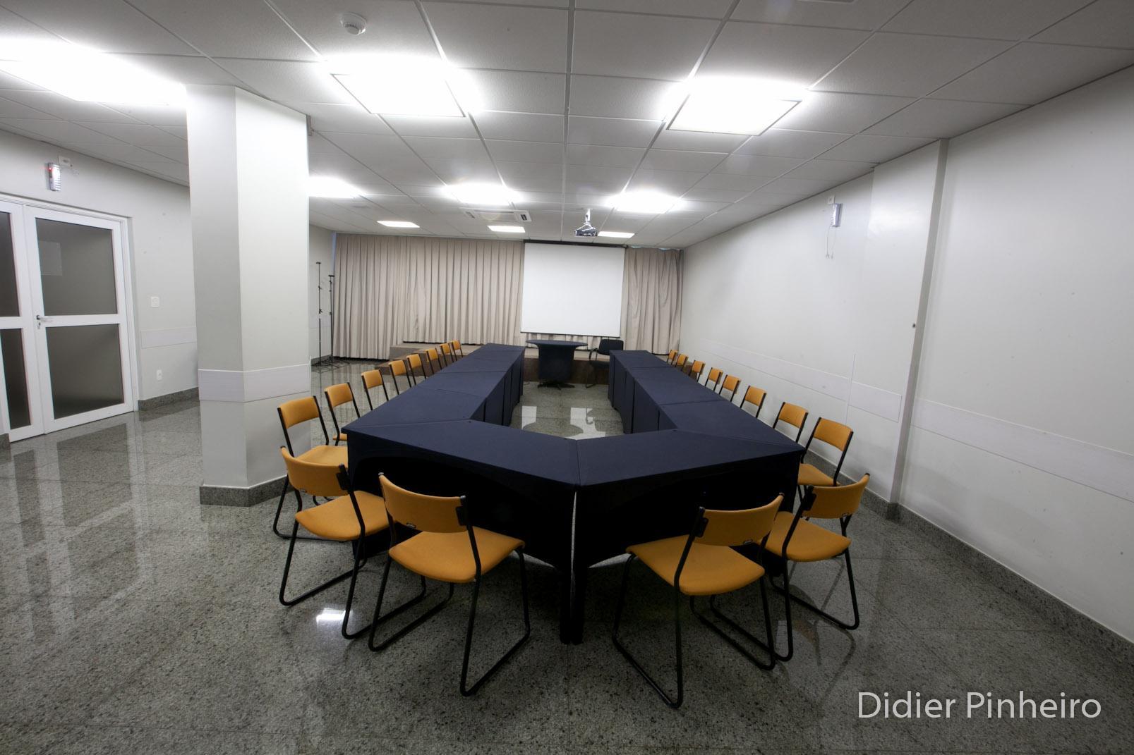 Oitis Hotel Goiânia Eksteriør bilde