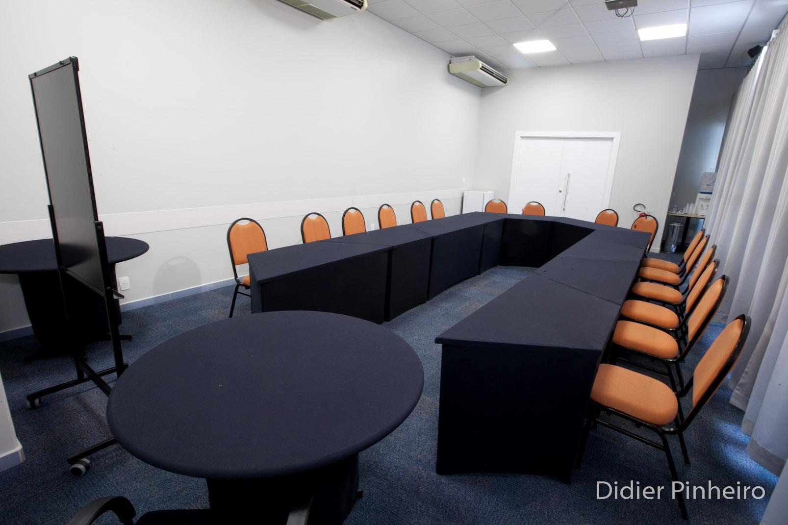 Oitis Hotel Goiânia Eksteriør bilde