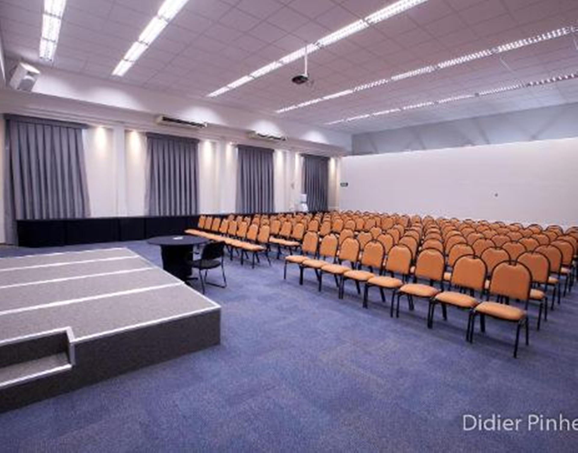 Oitis Hotel Goiânia Eksteriør bilde