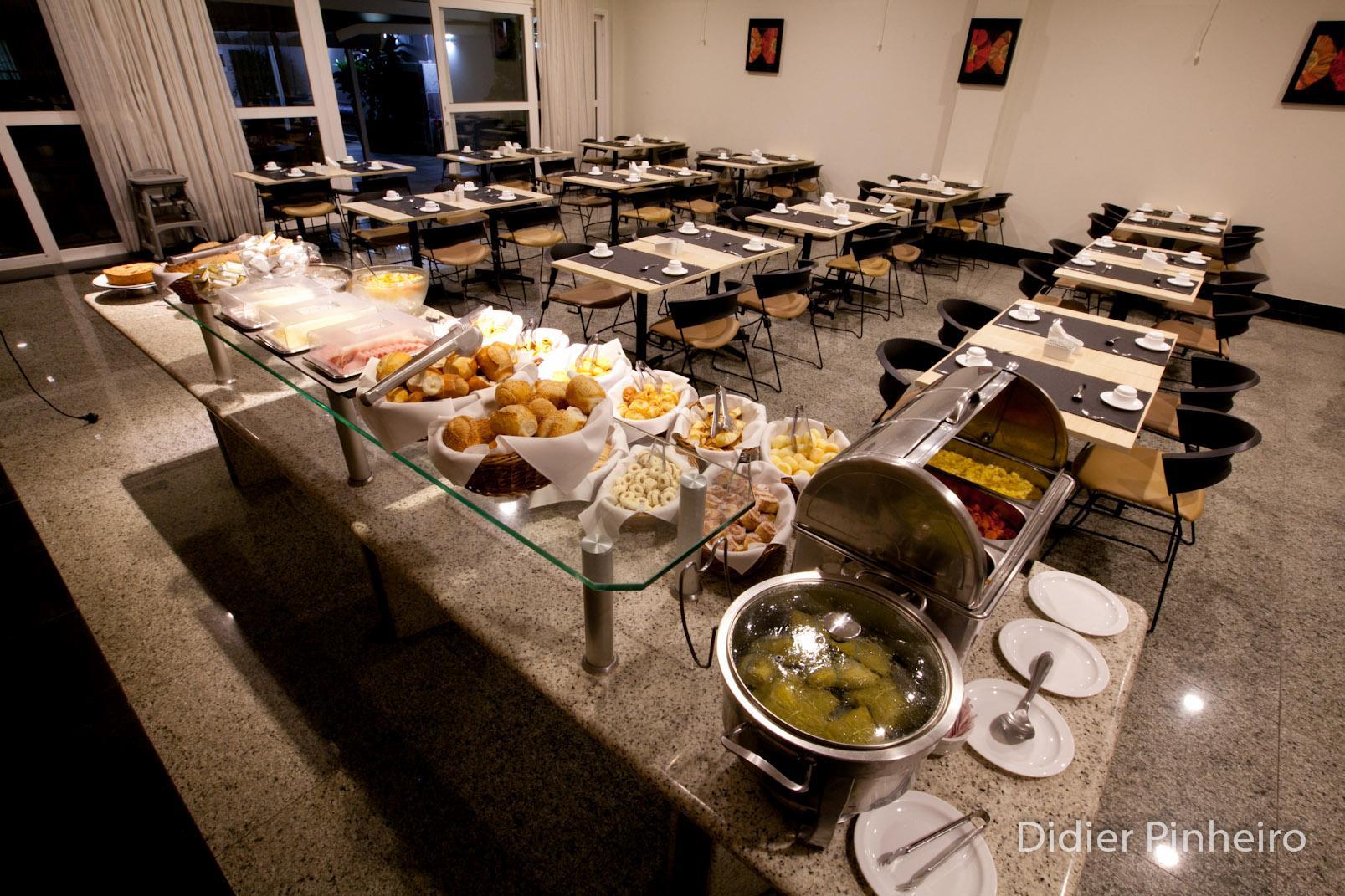 Oitis Hotel Goiânia Eksteriør bilde