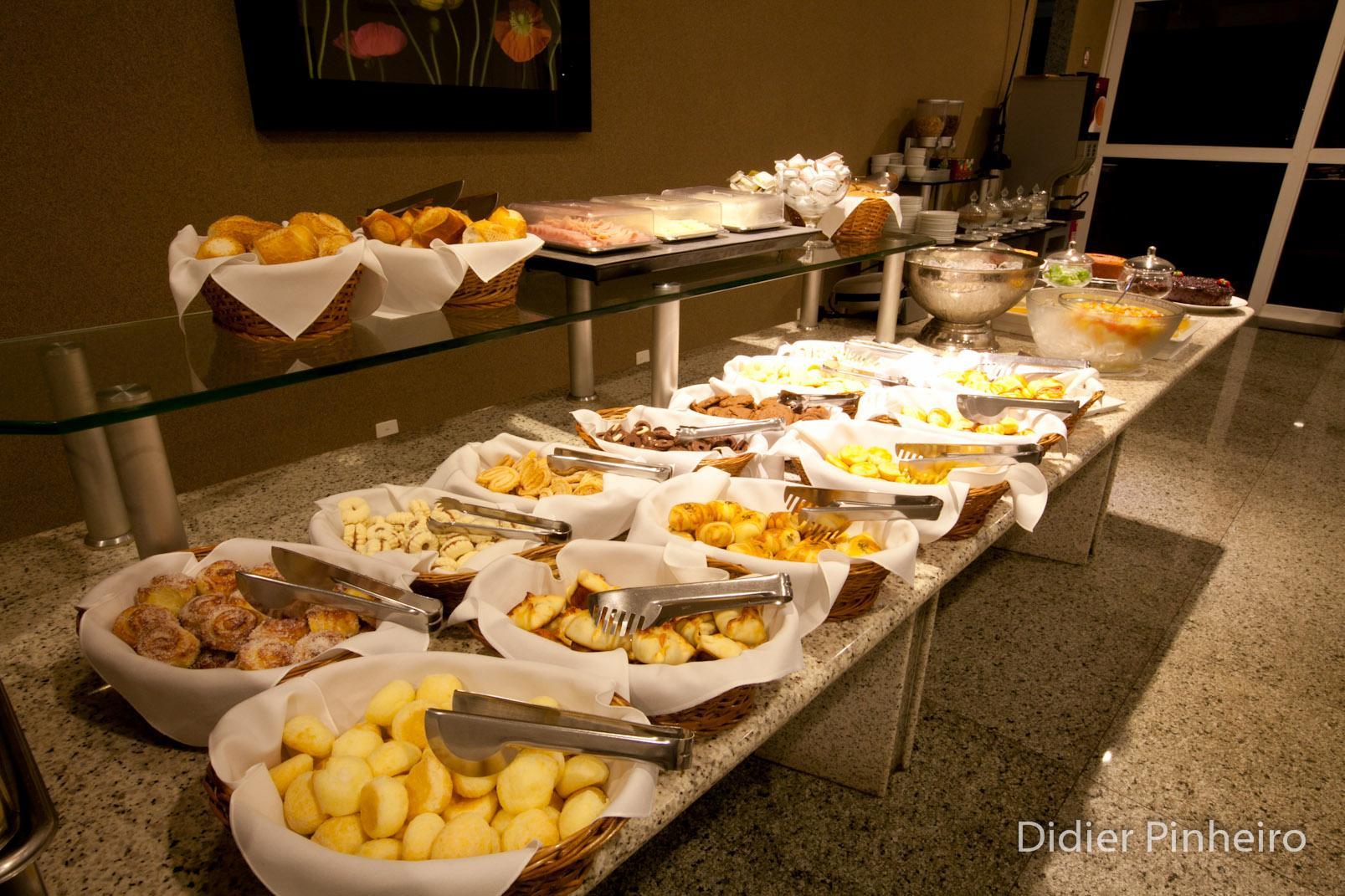 Oitis Hotel Goiânia Eksteriør bilde