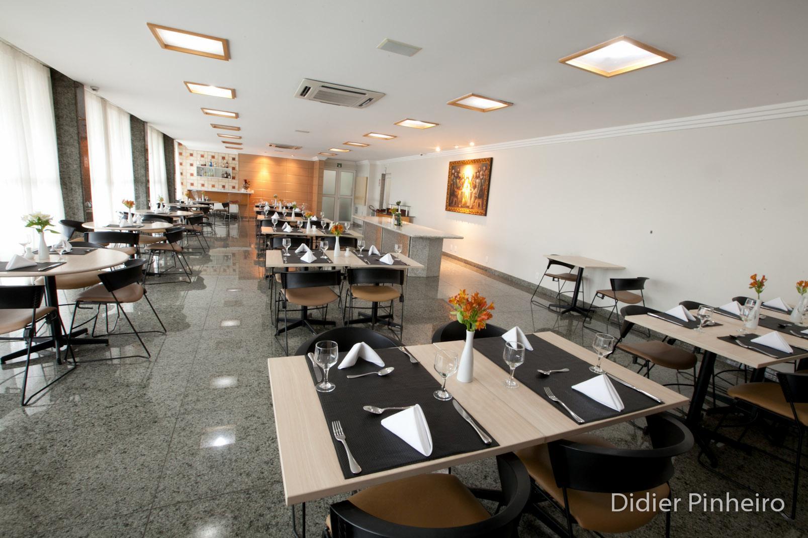 Oitis Hotel Goiânia Eksteriør bilde