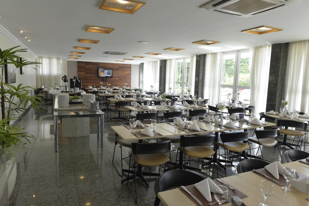 Oitis Hotel Goiânia Eksteriør bilde