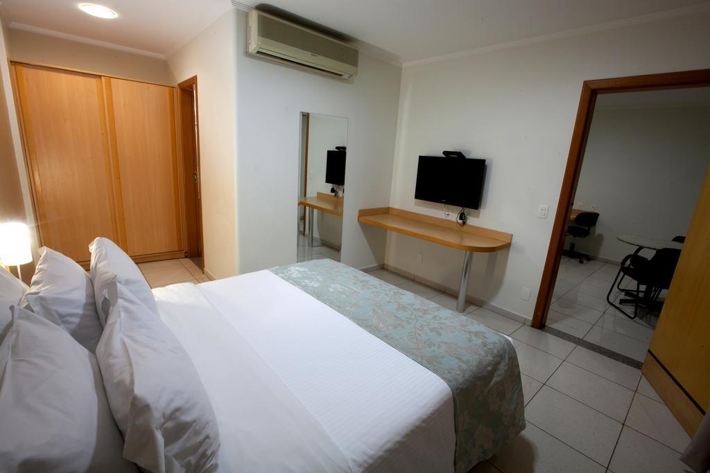 Oitis Hotel Goiânia Eksteriør bilde
