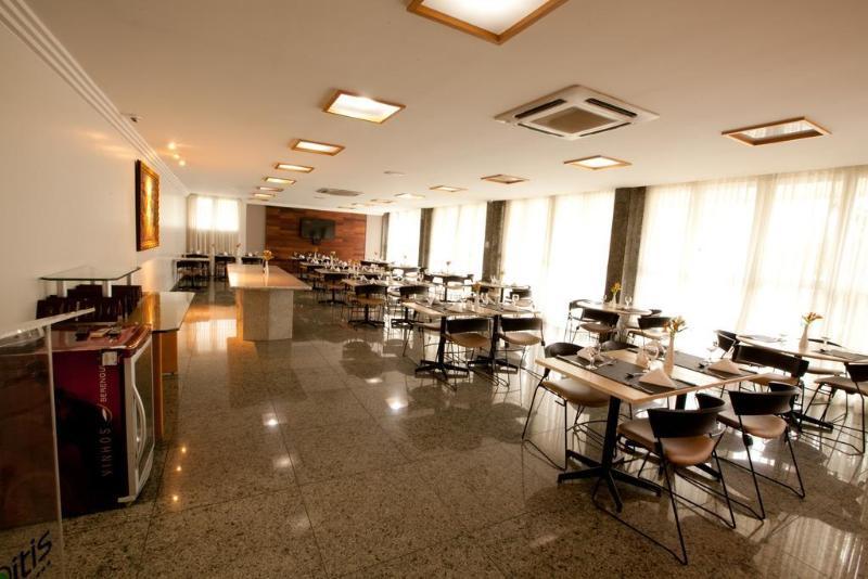 Oitis Hotel Goiânia Eksteriør bilde